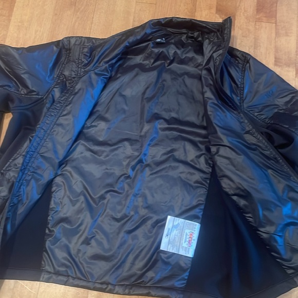 SPYDER black on black light weight ski shell men’s XL new without tags - Picture 10 of 11